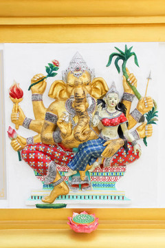 顏色鮮艷的伽內(nèi)什形象；愈合；Chachoengsao；泰國
