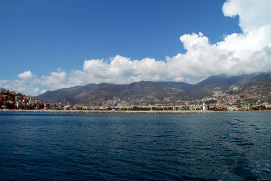 alanyas地中海海岸線和奧斯曼城堡（土耳其）
