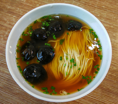 鹵香菇面