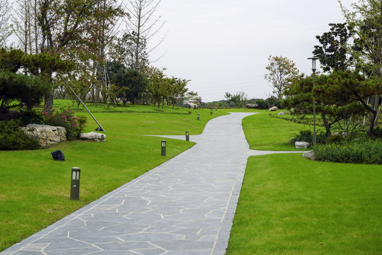 石板路
