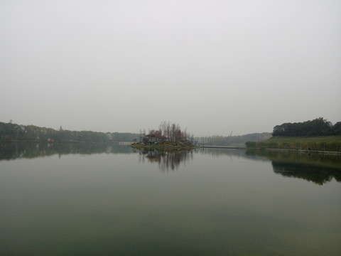 雁鳴湖旅游