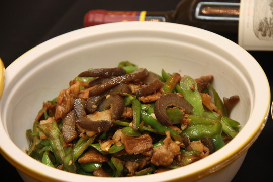 青椒炒海參
