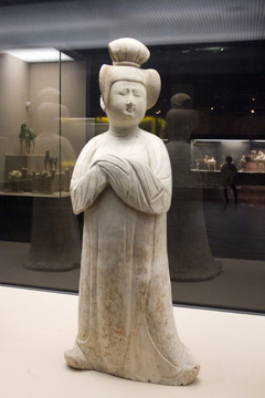 彩繪仕女俑