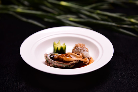鮑魚(yú)撈飯