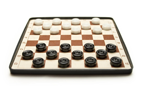 國際跳棋賽場旅行