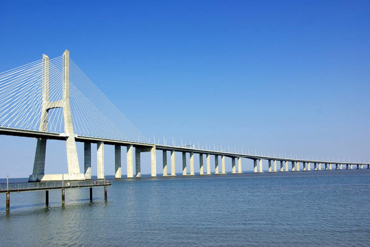 Lisbon葡萄牙大橋