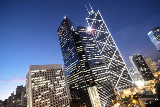 晚上在香港的辦公大樓