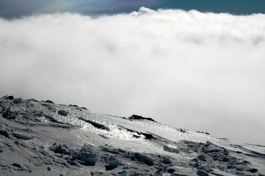 埃特納火山；西西里島被白雪覆蓋的火山