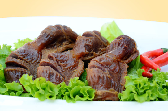 鹵味鴨胗