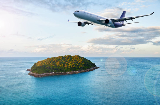 熱帶島嶼上的旅客飛機(jī)