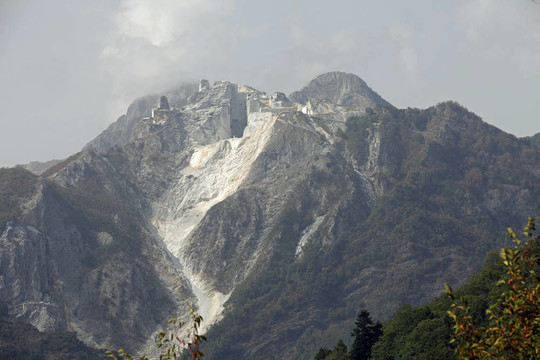 大理石采石場——濱海阿爾卑斯山脈；Carrara；托斯卡納；意大利