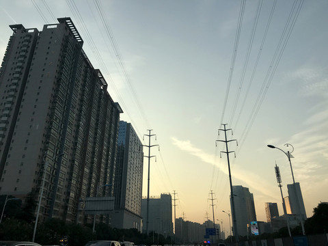 現(xiàn)代都市