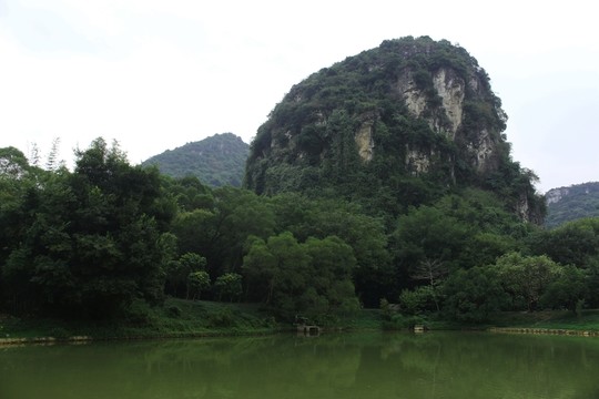一座山