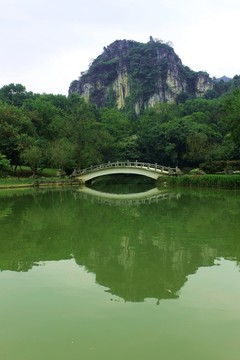 湖水