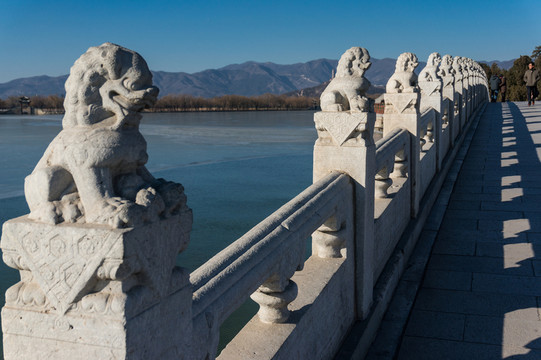 十七孔橋