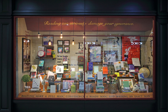 書店櫥窗