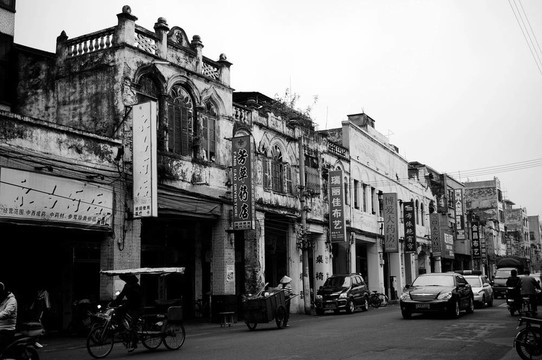 在海南老街；中國(guó)