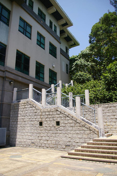 大學(xué)的角落