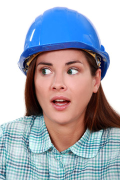 一幅女建筑工人的畫像。