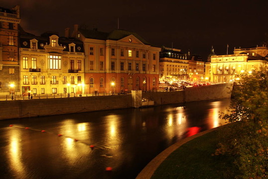 在norrstr？M