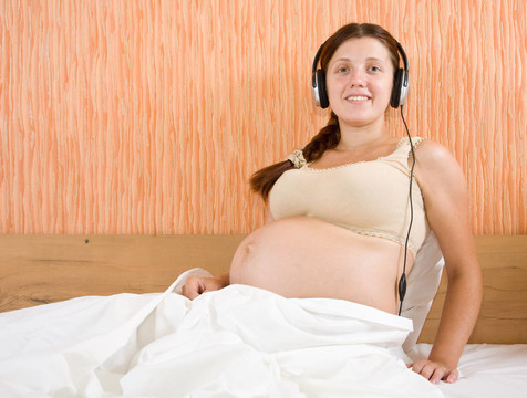孕婦聽音樂