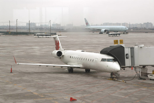 飛機(jī)