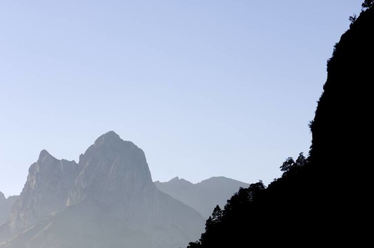 foratata峰