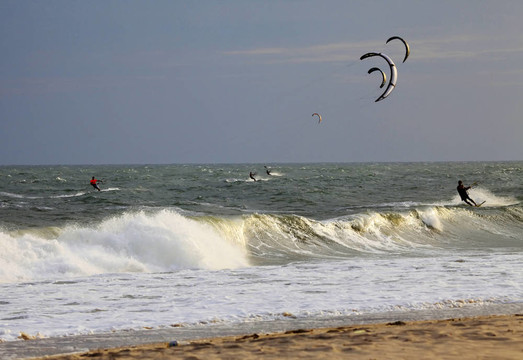 kiteboarders