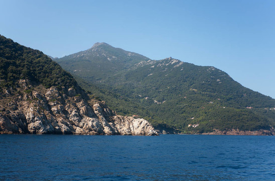 巖石和海厄爾巴島