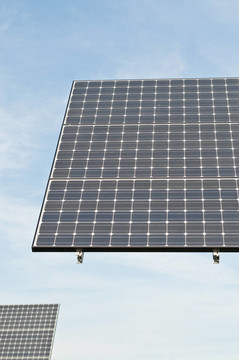 可再生能源光伏太陽能電池板陣列