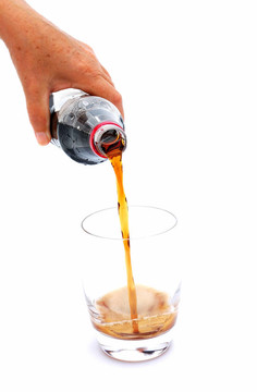 手工倒軟飲料