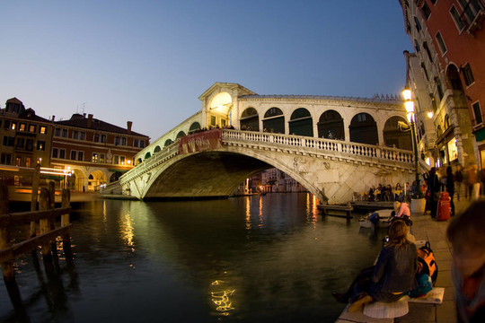 Blick bei Nacht在死點柯是Canale Grande Rialto BR