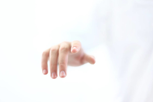 手指觸摸按鈕