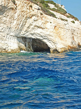 神奇的藍洞在Zakinthos