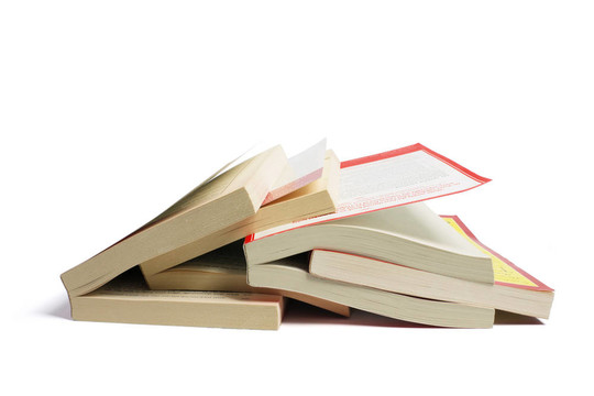 堆書