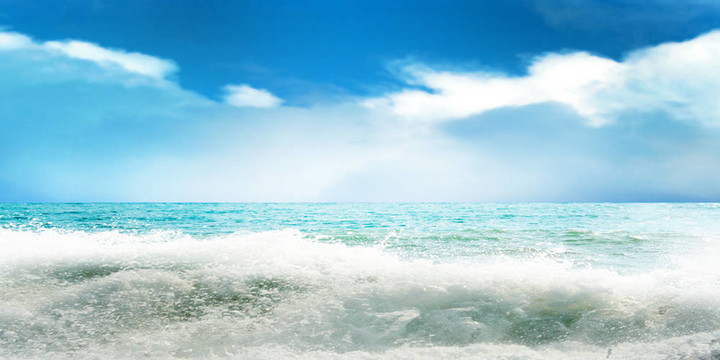 在海上