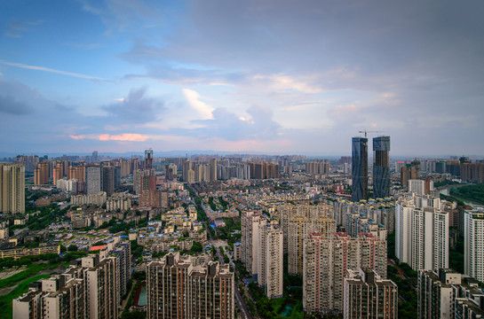 俯瞰成都市中區(qū)城市樓群