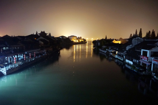 上海朱家角夜景