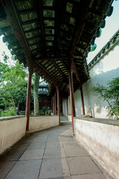 園林長(zhǎng)廊