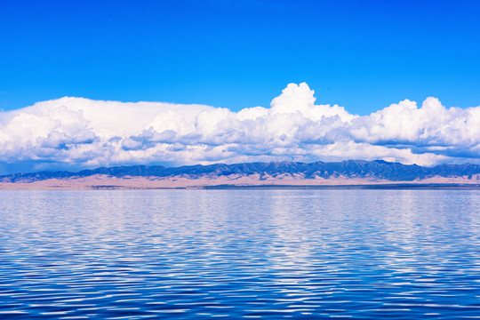 青海湖風(fēng)光