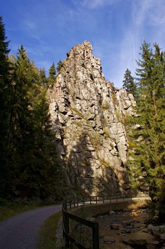 在厄爾士山脈徒步旅行；germany-6
