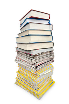 白色高煙囪上的書籍