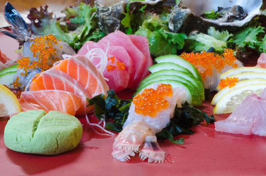 生魚片