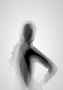 女性剪影
