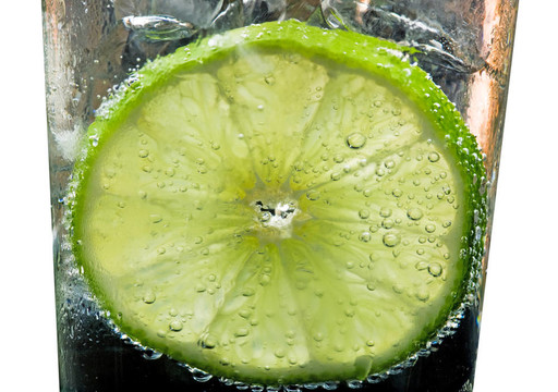 片石灰封閉的石灰飲料
