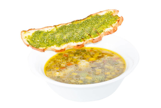 炸面包意大利蔬菜湯