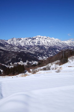 雪場和戶隱山