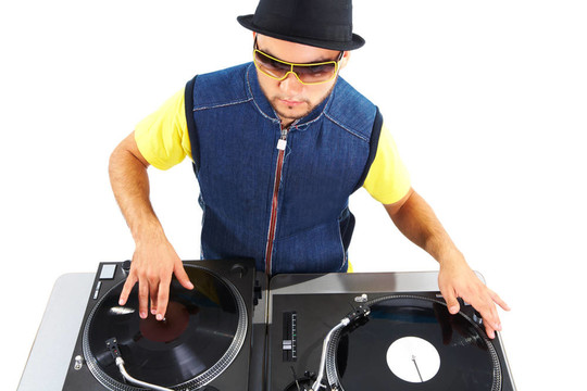 工作的DJ