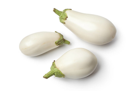 全白色的茄子