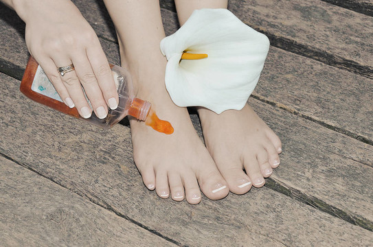 呵護(hù)美麗女人的肌膚